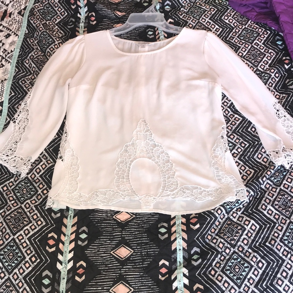 ✨Charming Charlie Long sleeve Blouse✨